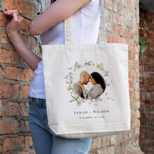 Utandning av Cute Rustic Meadow Blommigt Foto Bröl Tygkasse