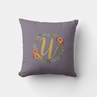 Utandning med Guld Monogram Initial U Cushion Kudde