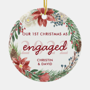 Utandning vår första jul som engagerat foto julgransprydnad keramik