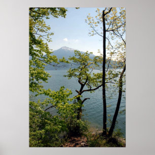 Utanför det slagna landskapet Väg Land Sjö Poster