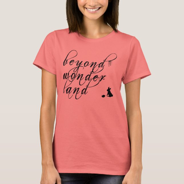 Utanför Wonderland T-shirt (Framsida)