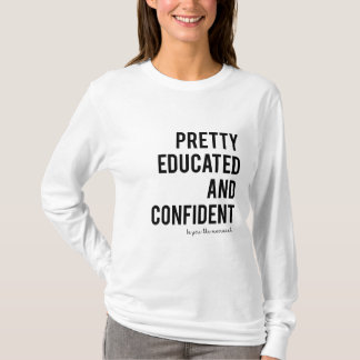 UTBILDAD OCH SÄKER LÅNGÄRMAD FÖR SÖT TEE SHIRT