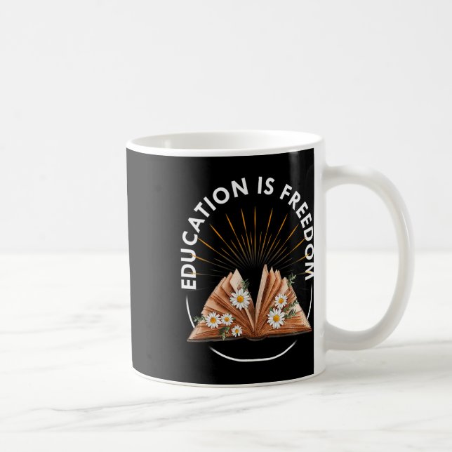 Utbildning Är Frihet Bokläser Svarta Historien Mån Kaffemugg (Höger)