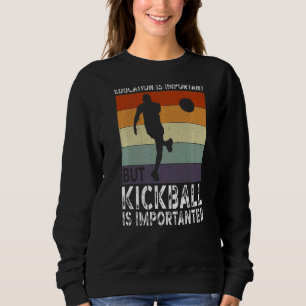 Utbildning är viktigt, men det är viktigt med en k t shirt