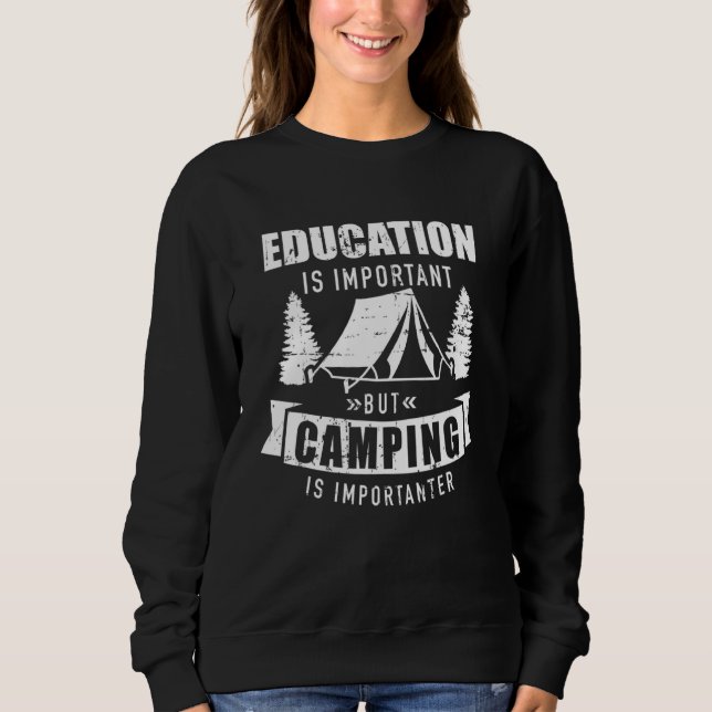 Utbildning är viktigt, men kampanjen är viktig t shirt (Framsida)