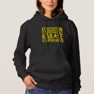 Utbildning är viktigt men karate är viktigare F T Shirt