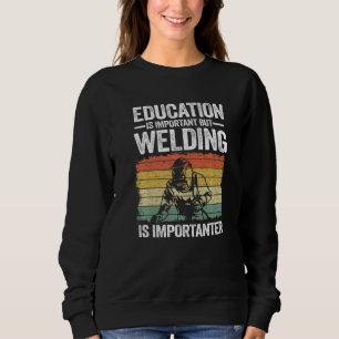 Utbildning är viktigt, men välfärd är viktigt t shirt