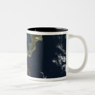 Utbrott av Mt Etna i Sicily Två-Tonad Mugg