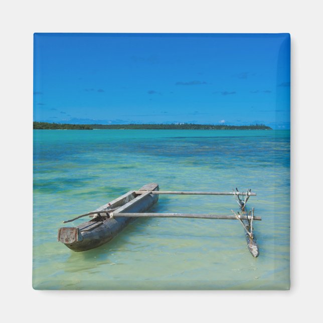 Utefter paddelkanot i grunt hav magnet (Framsidan)