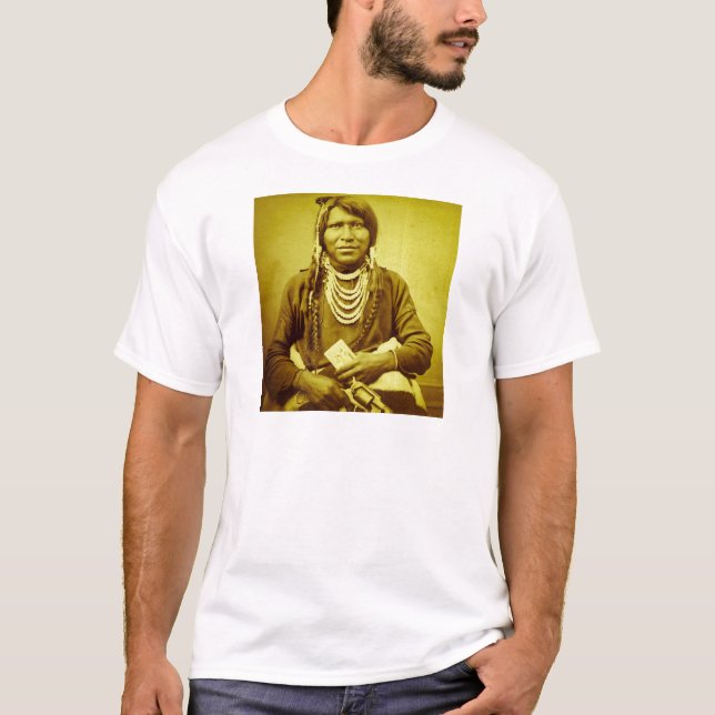 Uteindier med pistolvintage tee shirt (Framsida)