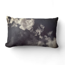 Utelämnade moln från metall