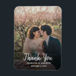 Utforma ditt eget foto Tack Bröllop Magnet<br><div class="desc">Utforma ditt eget foto Tack för Bröllop-kortet. Elegant fotomagnet,  tack till gästerna i bröllop. Du kan lägga till ett eget foto,  lägga till egen text och namn.</div>