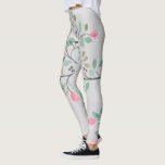 Utformning av ljusfärgsblommor leggings<br><div class="desc">Färgfärgade färgämnen blommor formar på ljusa grått-bakgrunder som du kan ändra.</div>