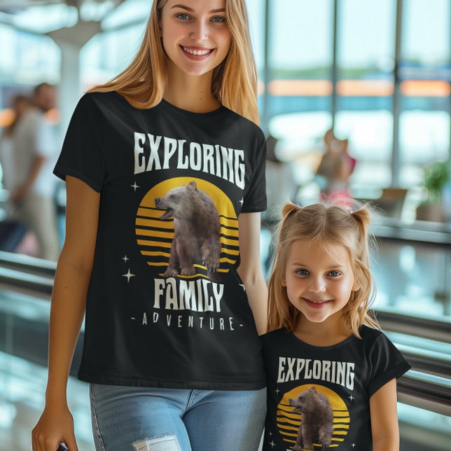 Utforska familjen Äventyr T Shirt (Skapare uppladdad)