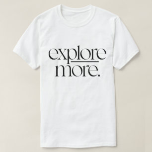 Utforska mer minimalistisk Äventyr-typografi T Shirt