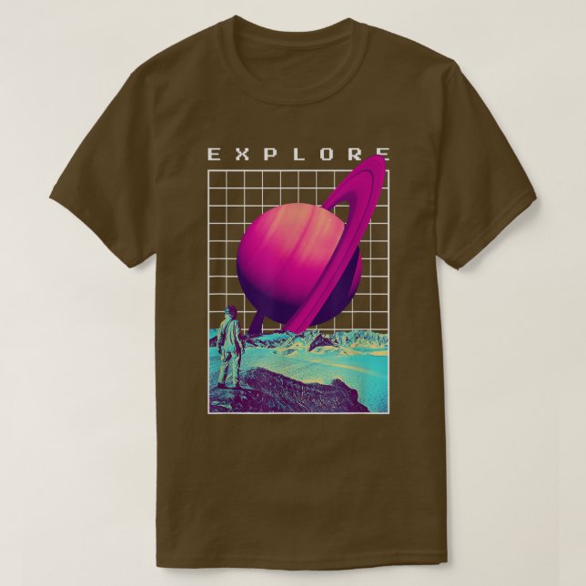 Utforska Saturnus Retro Astronaut - Astral Cosmic  T Shirt (Design framsida)