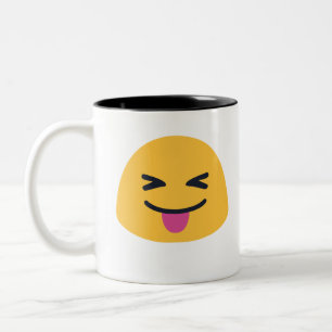 Utgången av tunga stängde öga Emoji Två-Tonad Mugg