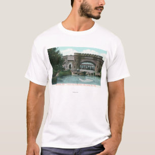 Utkik för Golden Gate Parkjordgubbebacken beskåd Tee Shirt