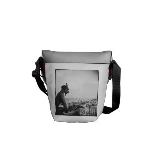 Utkiken -- gargoyles av Notre Dame de paris Messenger Bag