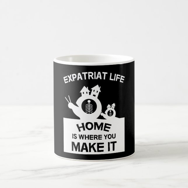 Utlandsstationerade utvandrar utomlands för att ut kaffemugg (Center)