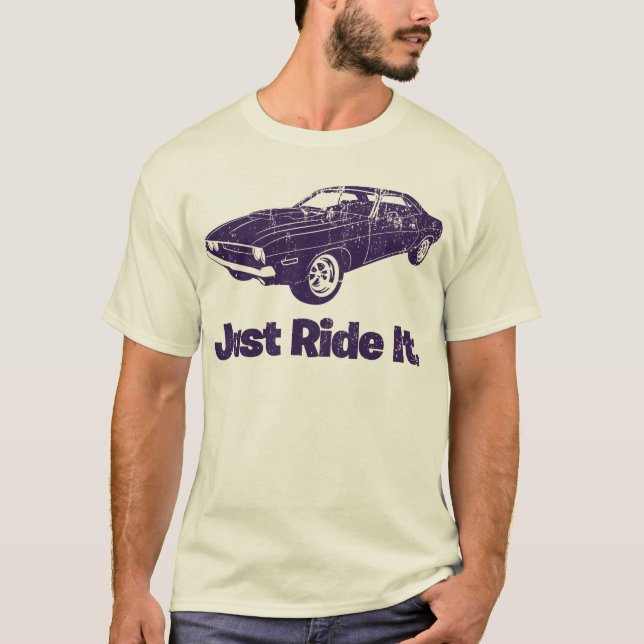 Utmanare för 1970 fint tee shirt (Framsida)