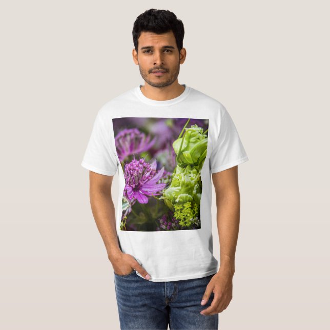 Utmärkt magi med blommar nummer 1 t shirt (Hel framsida)
