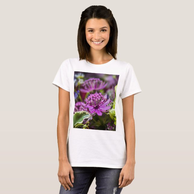 Utmärkt magi med blommar nummer 1 t shirt (Hel framsida)