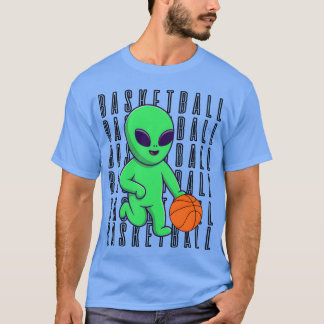 Utomjording som spelar basket sport rolig t shirt