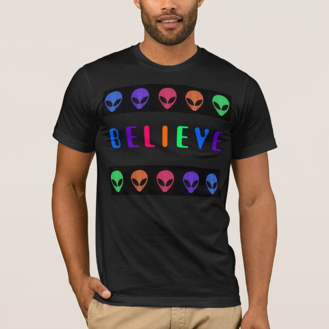 UTOMJORDINGAR BELIEVE - Multifärgad Shirt Tee Shirt (Framsida)