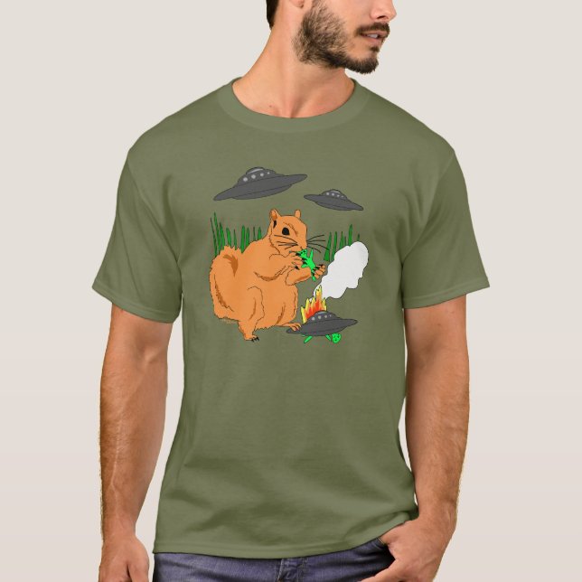Utomjordingar för ekorrar t shirt (Framsida)
