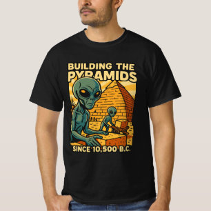Utomjordingar som Bygger Pyramids Pyramid Construc T Shirt