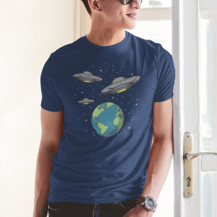 Utomjordingarna är på väg att invaderas av UFO T Shirt