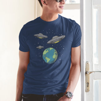 Utomjordingarna är på väg att invaderas av UFO T Shirt