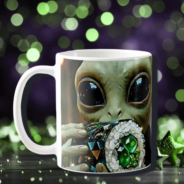 Utomjordisk Alien Och Kristallin Mat Kaffemugg (Skapare uppladdad)