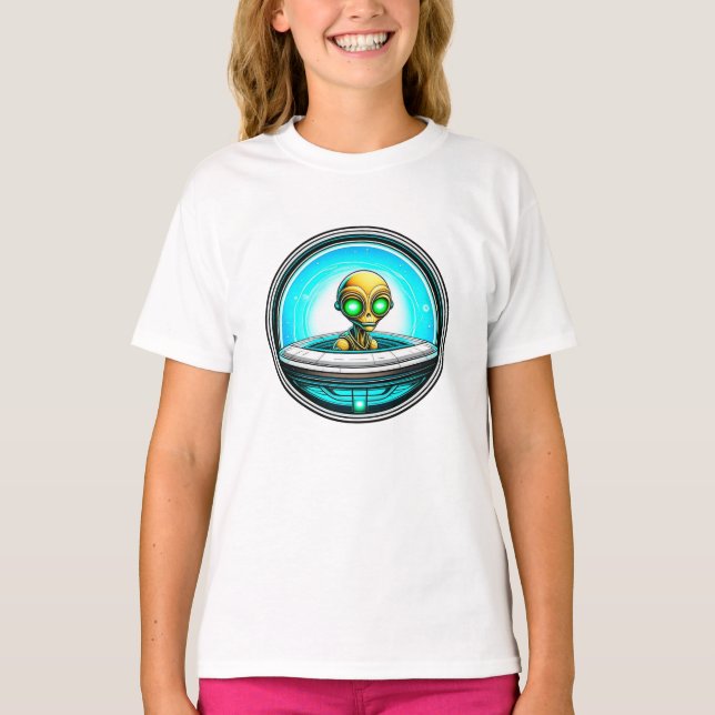 Utomjordisk utomjording som flyger en UFO T Shirt (Framsida)