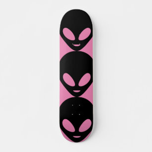 UTOMJORDISKA COOLA TJEJER ROSA SKATEBOARD
