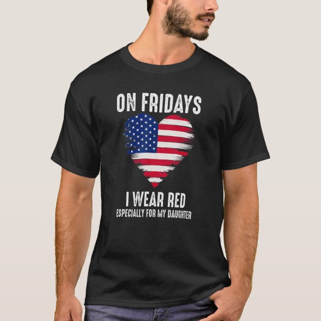 Utplacerad dotter Red Fredag militärt T Shirt (Framsida)