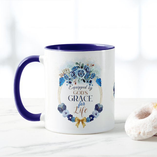 Utrustad med Guds Grace Elegant Blue Blommigt Wand Mugg (Skapare uppladdad)