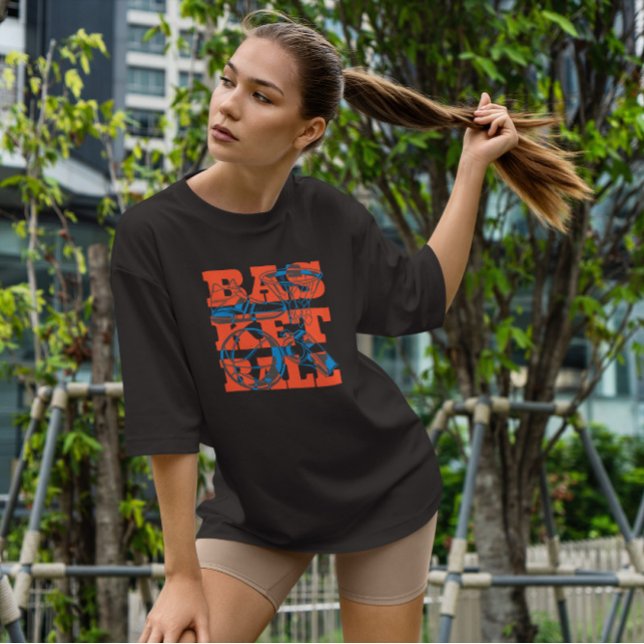 Utrustning för basketsport t shirt (Skapare uppladdad)