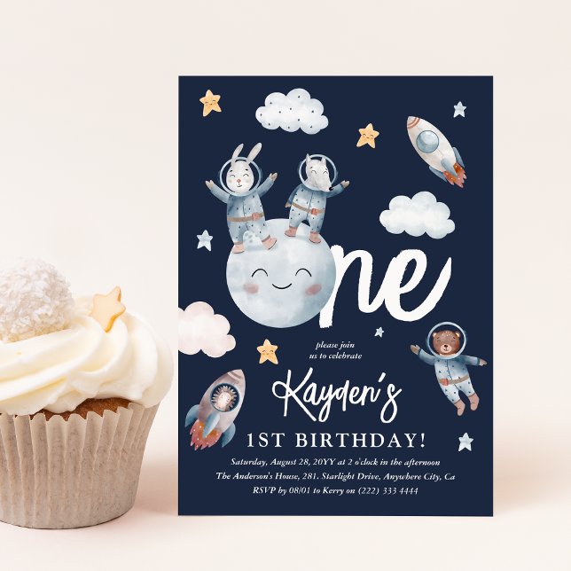 Utrymme för matlagningsdjur 1:a födelsedag inbjudningar (Cute Space Woodland Animals 1st Birthday Party Invitation)