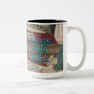 Utrymme med en Bok-kaffe Mugg