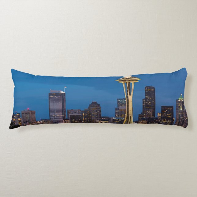 Utrymmenålen och den i stadens centrum Seattle Kroppskudde (Framsidan)