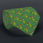 UtrymmesUtomjordingar i Santa Hats Sci-Fi-julen Slips<br><div class="desc">Säsongens Hälsning,  Jordar! Den här festliga julhalsen visar hur lite grönt manar bär rödtomhatt med vissa helgdag-prydnadsföremål som ser ut som planeter med vita stjärnor mot gröntens bakgrund. Den omvända sidan har en samordnande grönt rand mönster.</div>