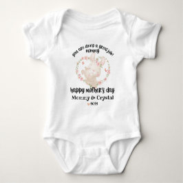 Utrymmet lycklig Mors dag med Cute Bunnies T Shirt