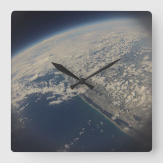 Utrymmetid! Härlig bild av Florida kusten Fyrkantig Klocka