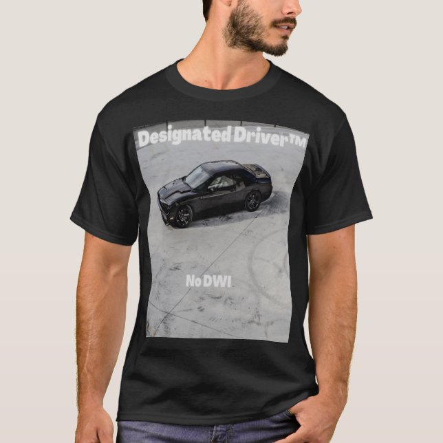 Utsedd drivrutin Dodge Challenger T-Shirt (Framsida)