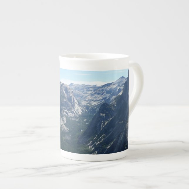 Utsikt från Glacier Point i Yosemite National Park Benporslin Mugg (Framsida höger)