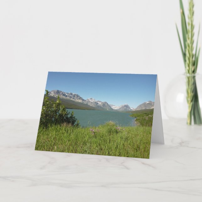 Utsikt över Swiftcurrent Lake vid Glacier National Kort (Framsida)