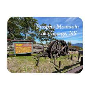 Utsikterna för berget i Sjö George New York Magnet