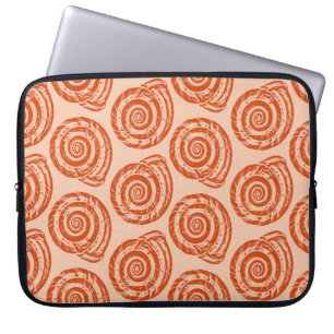 Utskrift av spiral Seashell-block, korallisk Orang Laptop Fodral